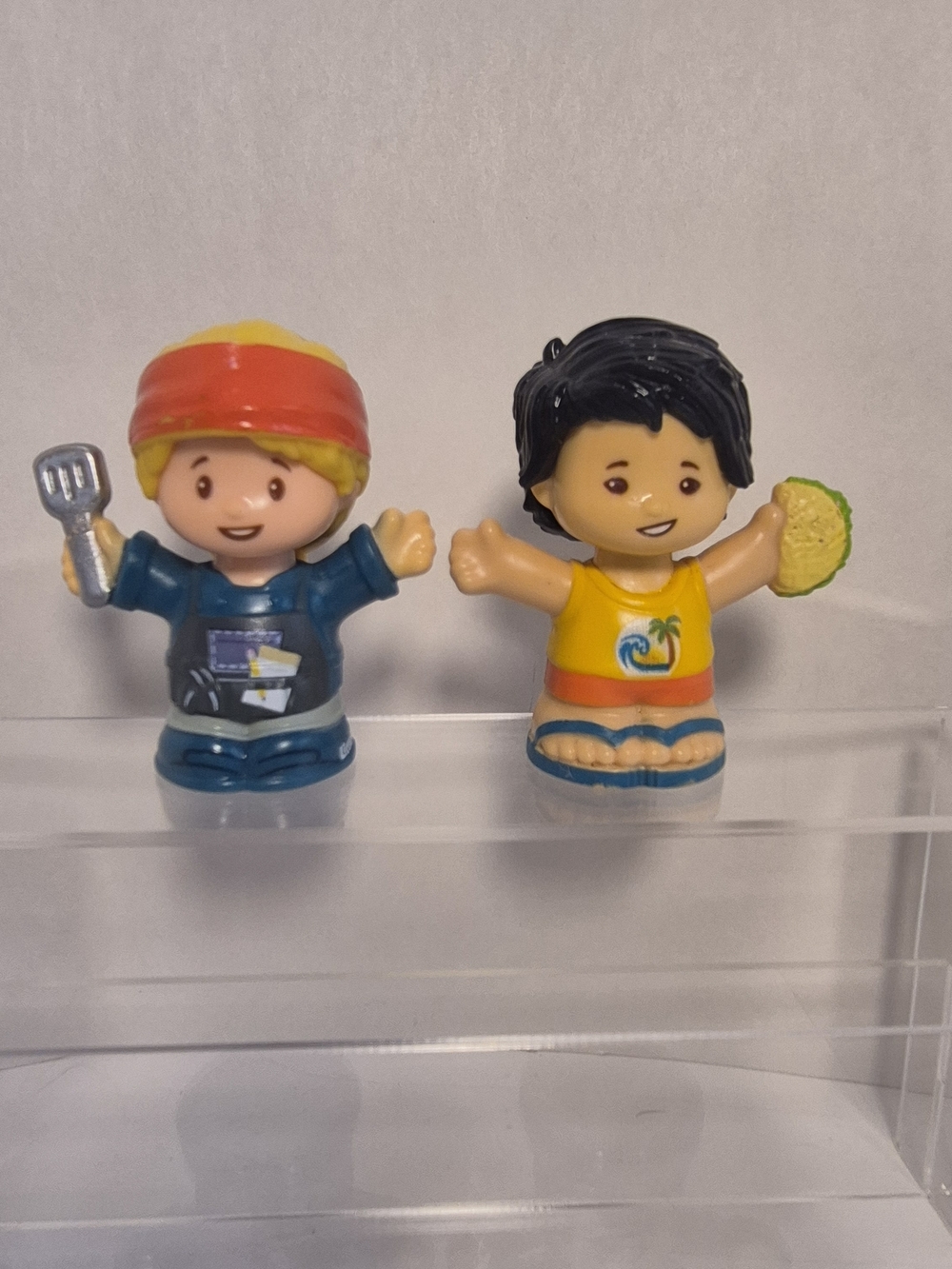 Fisher Price Little People Taco Food Truck Replacement Figures Set Of 2